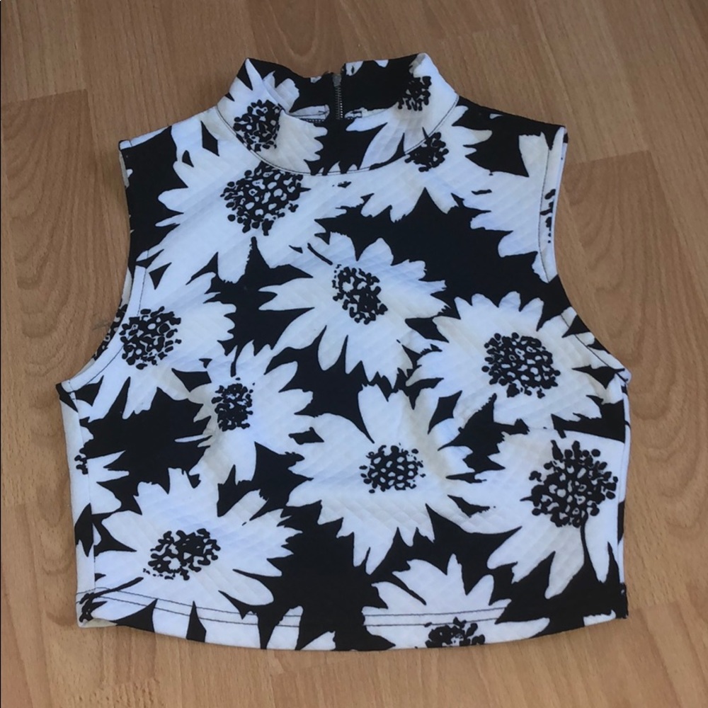 Flowery Crop Top🌼